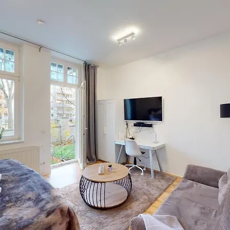 Apartmán Sweethome - Business-apartment Mit Kueche, Terrasse, Stellplatz Magdeburk