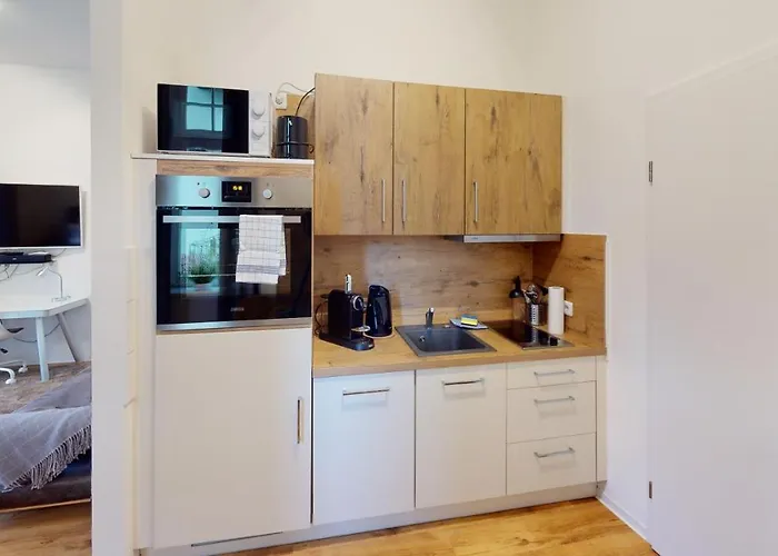 Appartamento Sweethome - Business-apartment Mit Kueche, Terrasse, Stellplatz