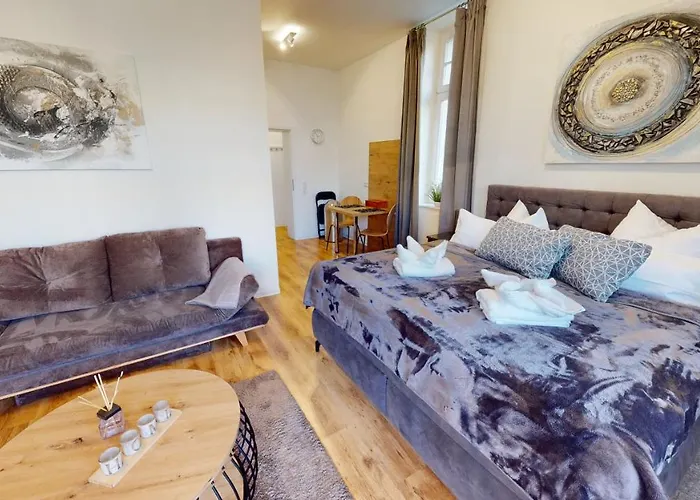 Sweethome - Business-apartment Mit Kueche, Terrasse, Stellplatz