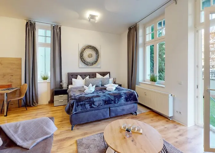 Appartamento Sweethome - Business-apartment Mit Kueche, Terrasse, Stellplatz *