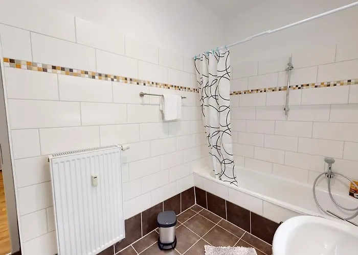 Sweethome - Business-apartment Mit Kueche, Terrasse, Stellplatz